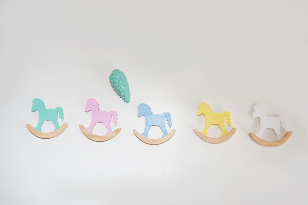 caballitos decorativos de madera - caballitos de madera - decoracion infantil - juguetines