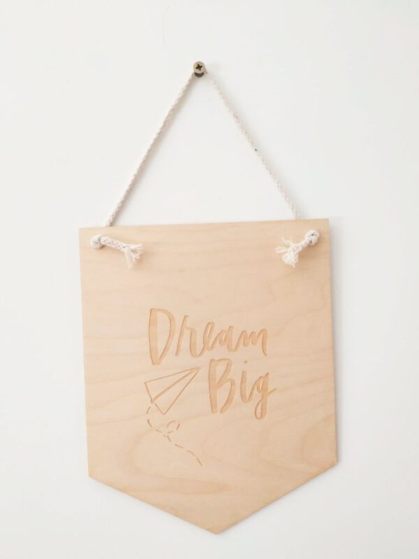 Banderin de madera - decoracion de madera - decoracion pared - juguetines