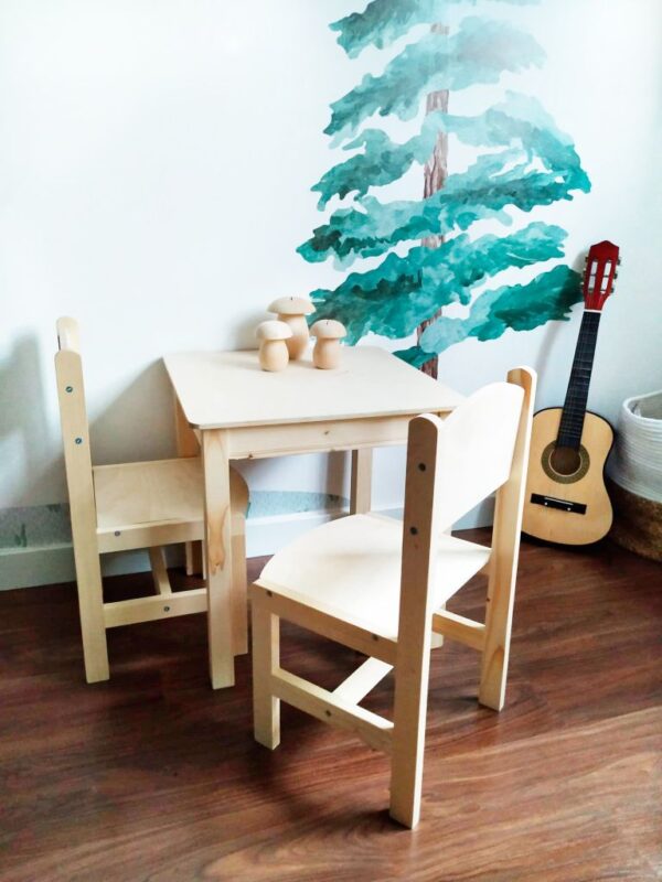 Mesa infantil con sillita - mesa de madera infantil - mobiliario infantil - juguetines