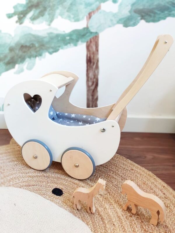 Carrito-para-muñecas-carrito-de-madera-cochecitocochecito-para-muñecas--de-madera-cochecito-muñecas-carrito-muñecas-carrito-andador-juguetes-de-madera-juguetines. Carrito para muñecas hecho de madera y personalizado es perfecto para regal para cumpleaño, navidades o reyes magos