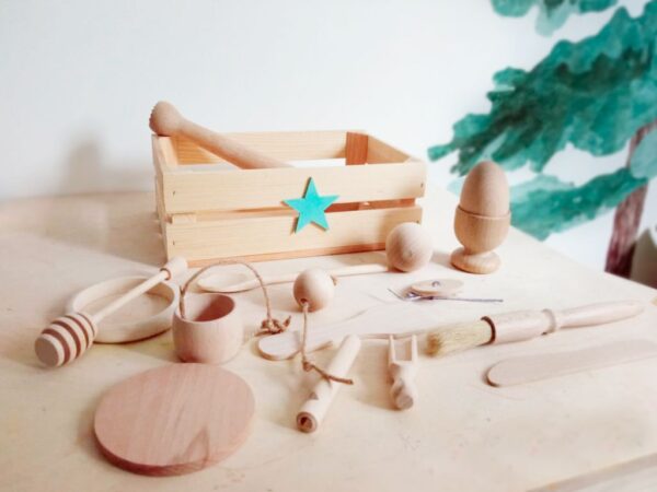 cesta tesoros montessori ideal para el desarrollo habilidades motoras finas, independencia y creatividad de los bebes