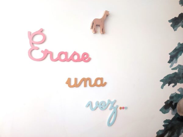 Érase una vez... frase en madera personalizada a gusto de tu peque sin duda decorará cualquier rincón infantil - Juguetines