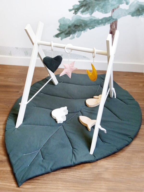 Gimnasio de actividades ideal para el desarrollo de los bebes para estimular sus habilidades visuales y motoras