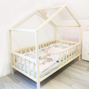 cama infantil en forma de casita es una cama montessori ideal para colocar en cualquier habitación infantil