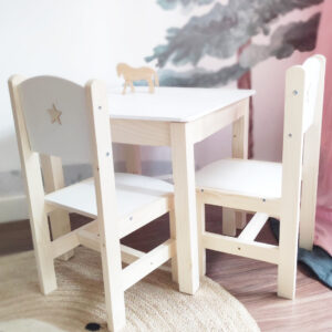 Mesita infantil con sillita muy prácticas ideales para el desarrollo infantil quedarán bonitas en cualquier habitación infantil