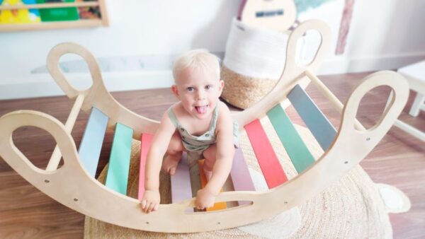 Arco-pikler-arco-balancin-arco-iris-arco-de-aprendizaje-juguetes-de-madera-mobiliario-montessori-mobiliario-infantil-Juguetines-1.1 arco pikler es ideal para el desarrollo infantil