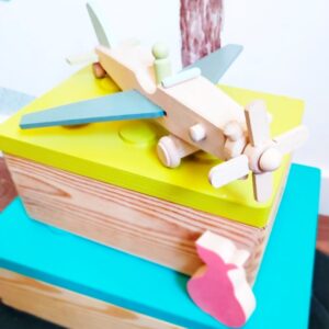 Juguete avion de madera es un juguete original y precioso, perfwcto para regalar