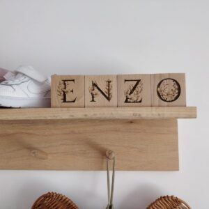 Cubos de madera con nombre se convertirá en un regalo ideal para recien nacido, regalo babyshower o regalo bautizo