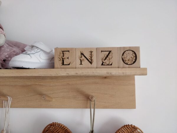 Cubos de madera con nombre cubos con letras Nombre en bloques de madera decoracion nombre bebe decoracion habitacion bebe habitaciones infantiles juguetines 2 Cubos de madera con nombre se convertirá en un regalo ideal para recien nacido, regalo babyshower o regalo bautizo