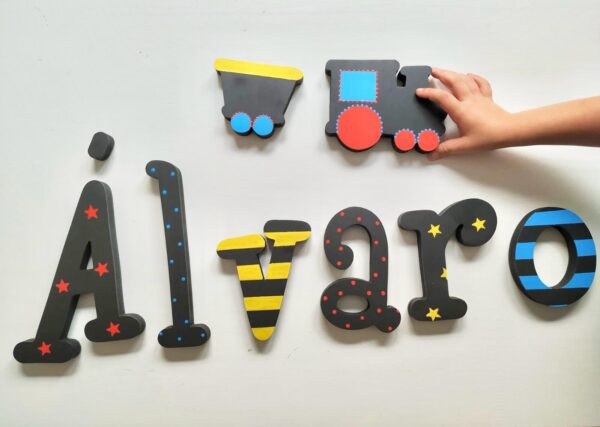 Nombre personalizado en madera letras bebe letras habitacion infantil regalo bautizo regalo recien nacido regalo baby shower - juguetines Nombre personalizado en madera añadira un toque mágico a cualquier habitacion infantil